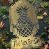 Personalized Pineapple Welcome Sign